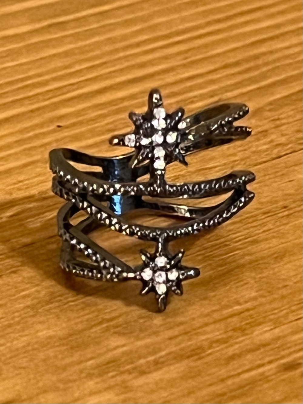 Vintage celestial themed ring on gun metal 4 winding paths size 7 1/2